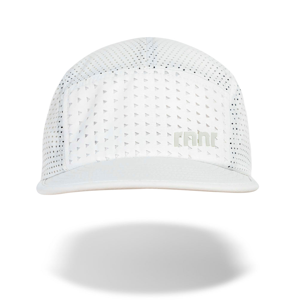 Pacer Hat: Whiteout – rnnr