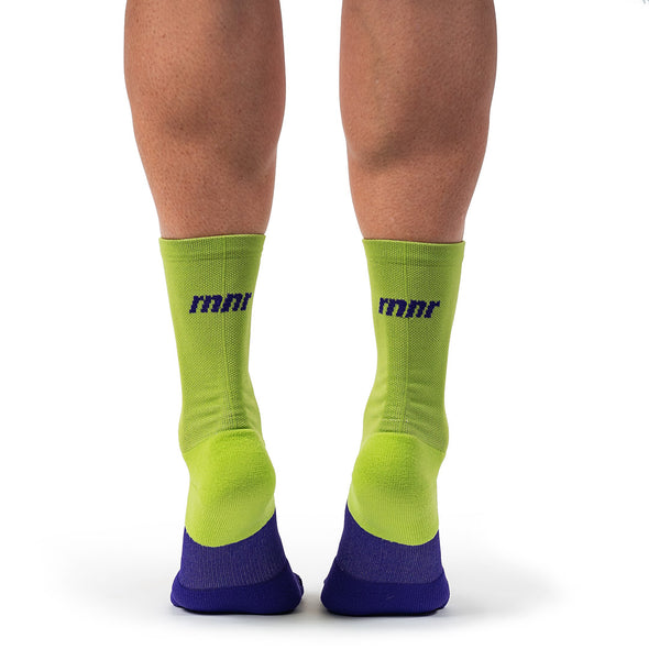 rnnr Marathon Performance Running Sock: Freshman Green